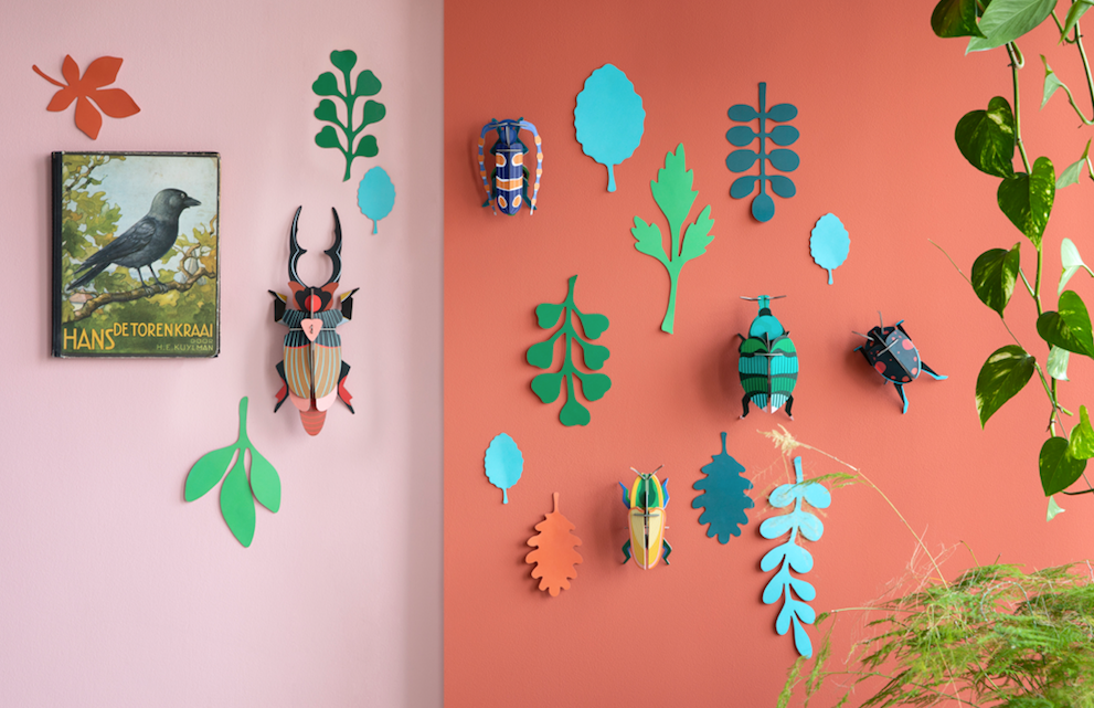 BEETLE ANTIQUARY Wall of Curiosities - Wanddekoration | Studio Roof